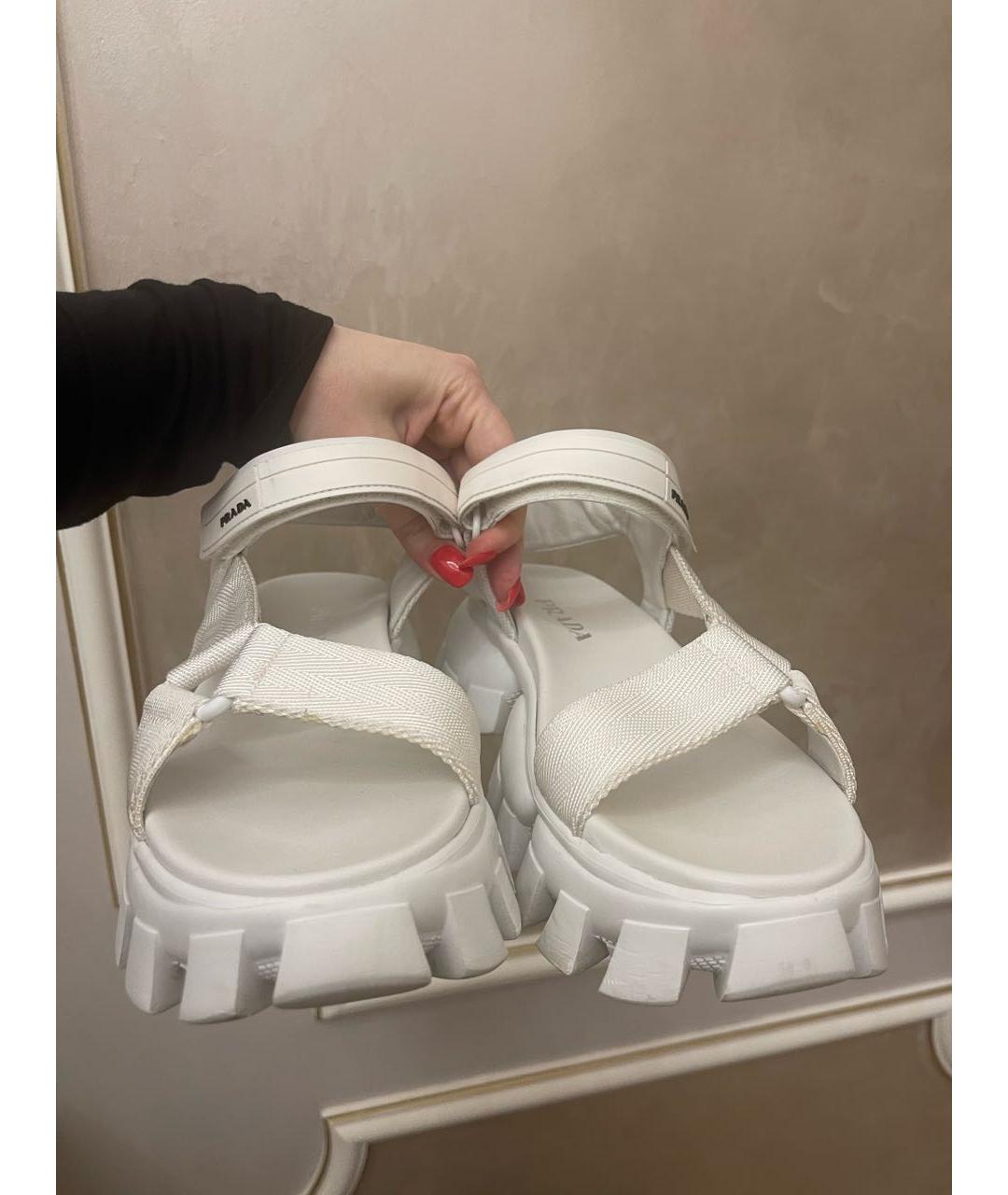 PRADA Белые кожаные босоножки, фото 2