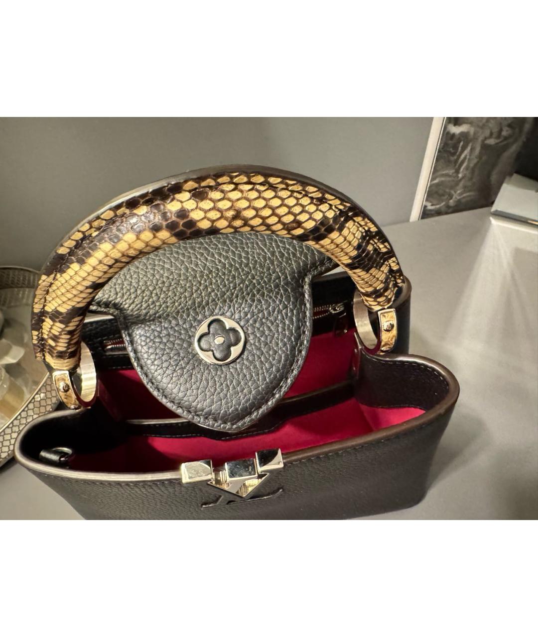 LOUIS VUITTON Черная кожаная сумка с короткими ручками, фото 4