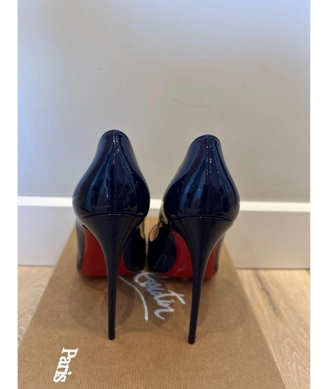 CHRISTIAN LOUBOUTIN Темно-синие туфли из лакированной кожи, фото 4