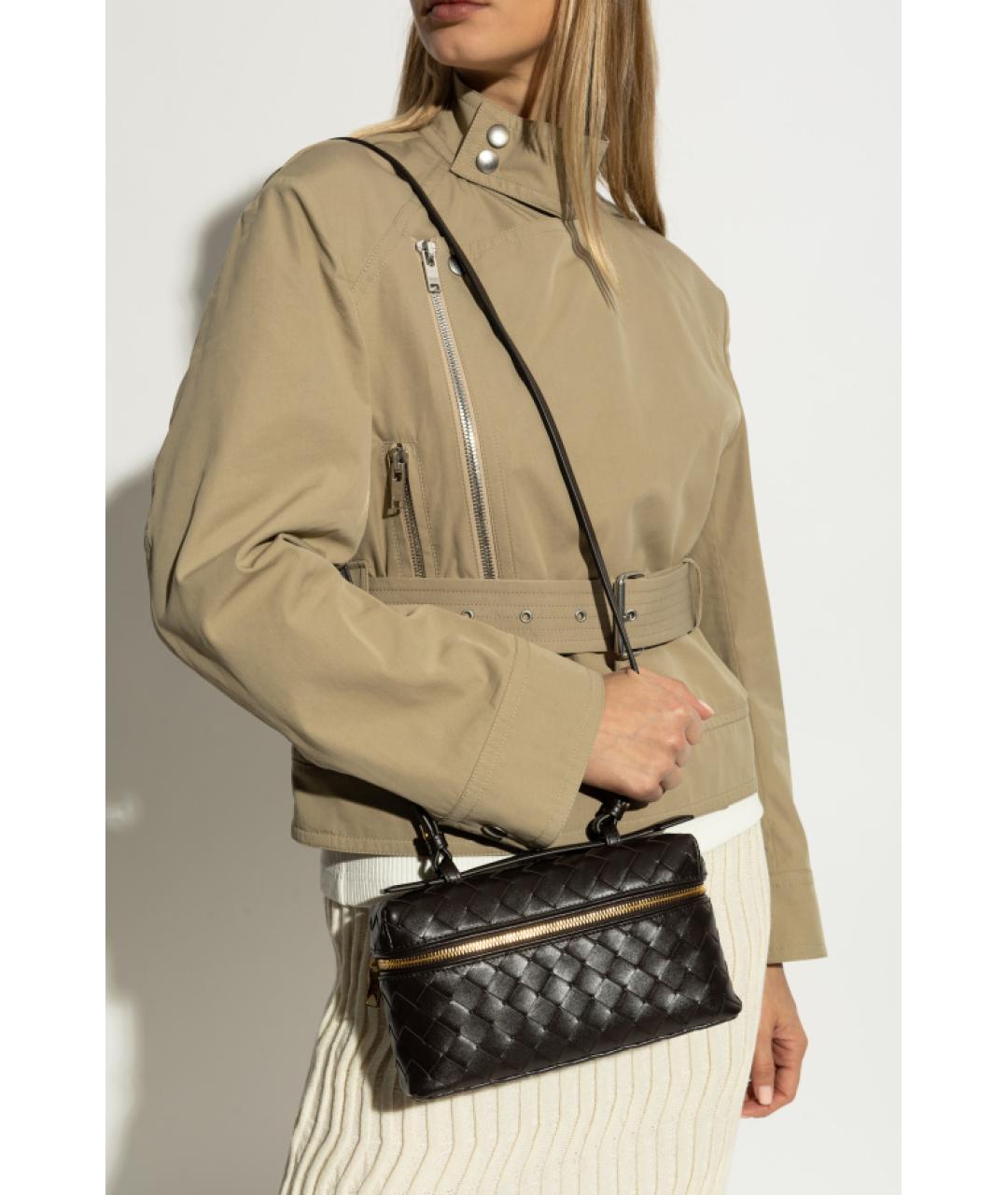 BOTTEGA VENETA Коричневая кожаная сумка с короткими ручками, фото 4