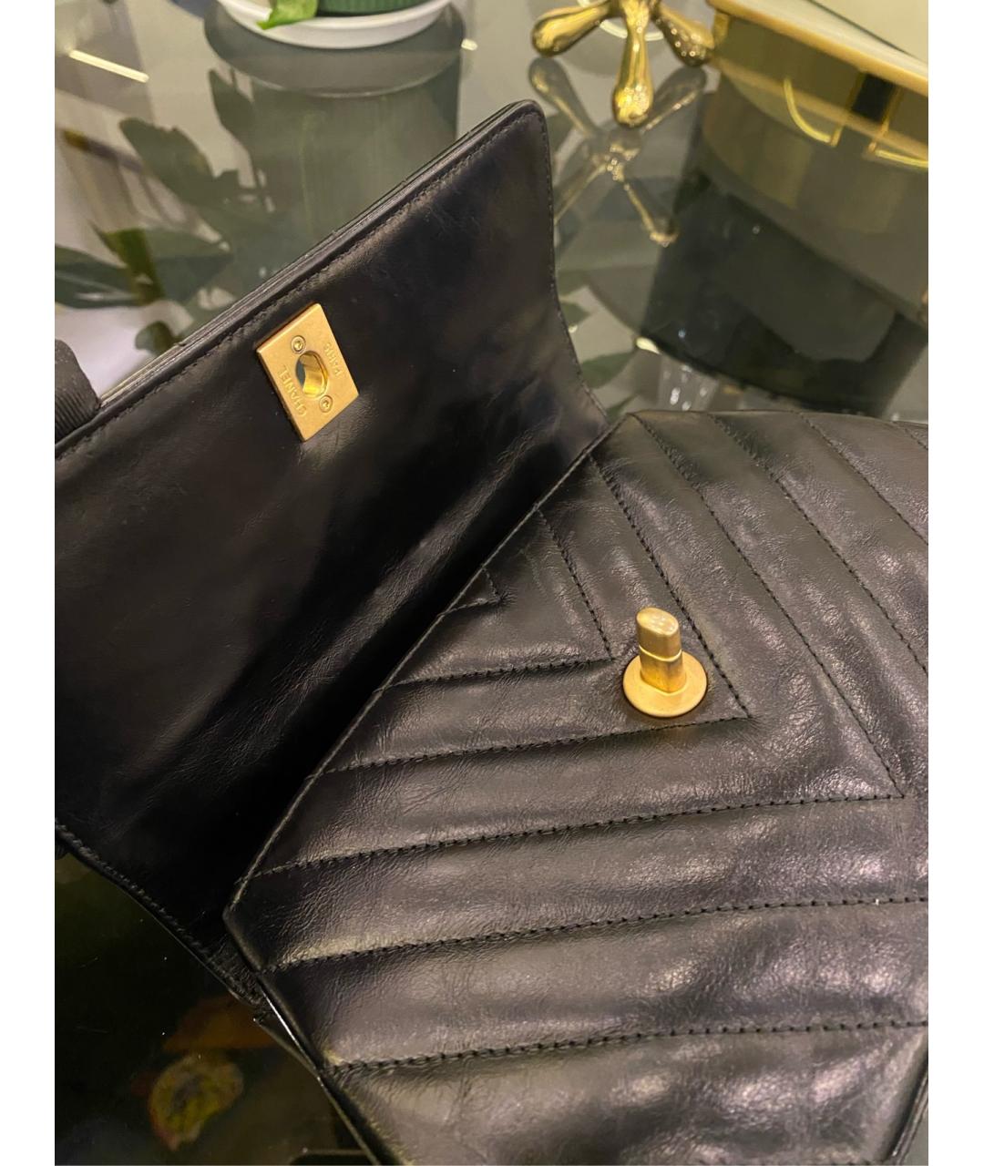 CHANEL Черная кожаная сумка через плечо, фото 4