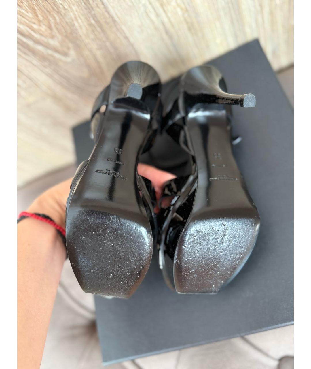 SAINT LAURENT Черные босоножки из лакированной кожи, фото 6