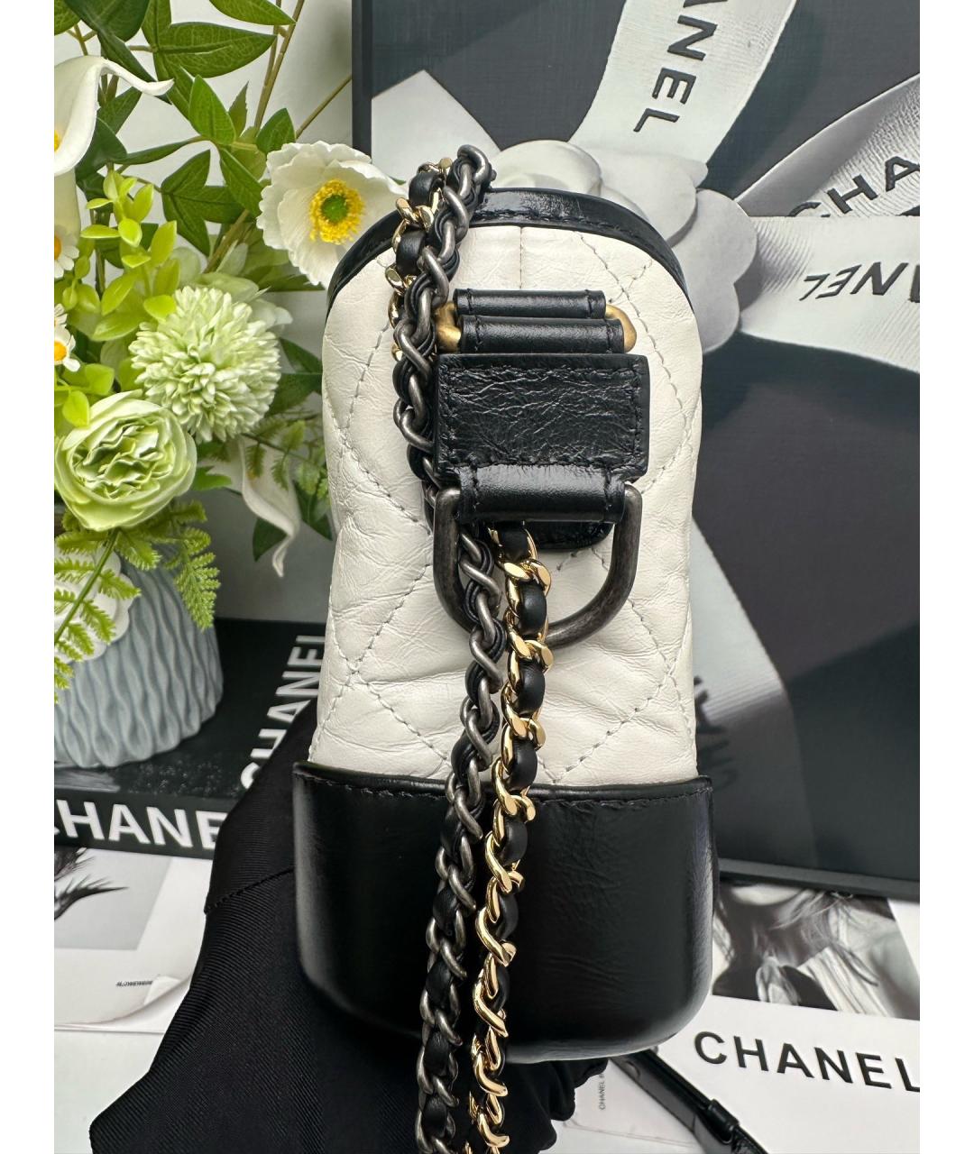 CHANEL Белая кожаная сумка через плечо, фото 4