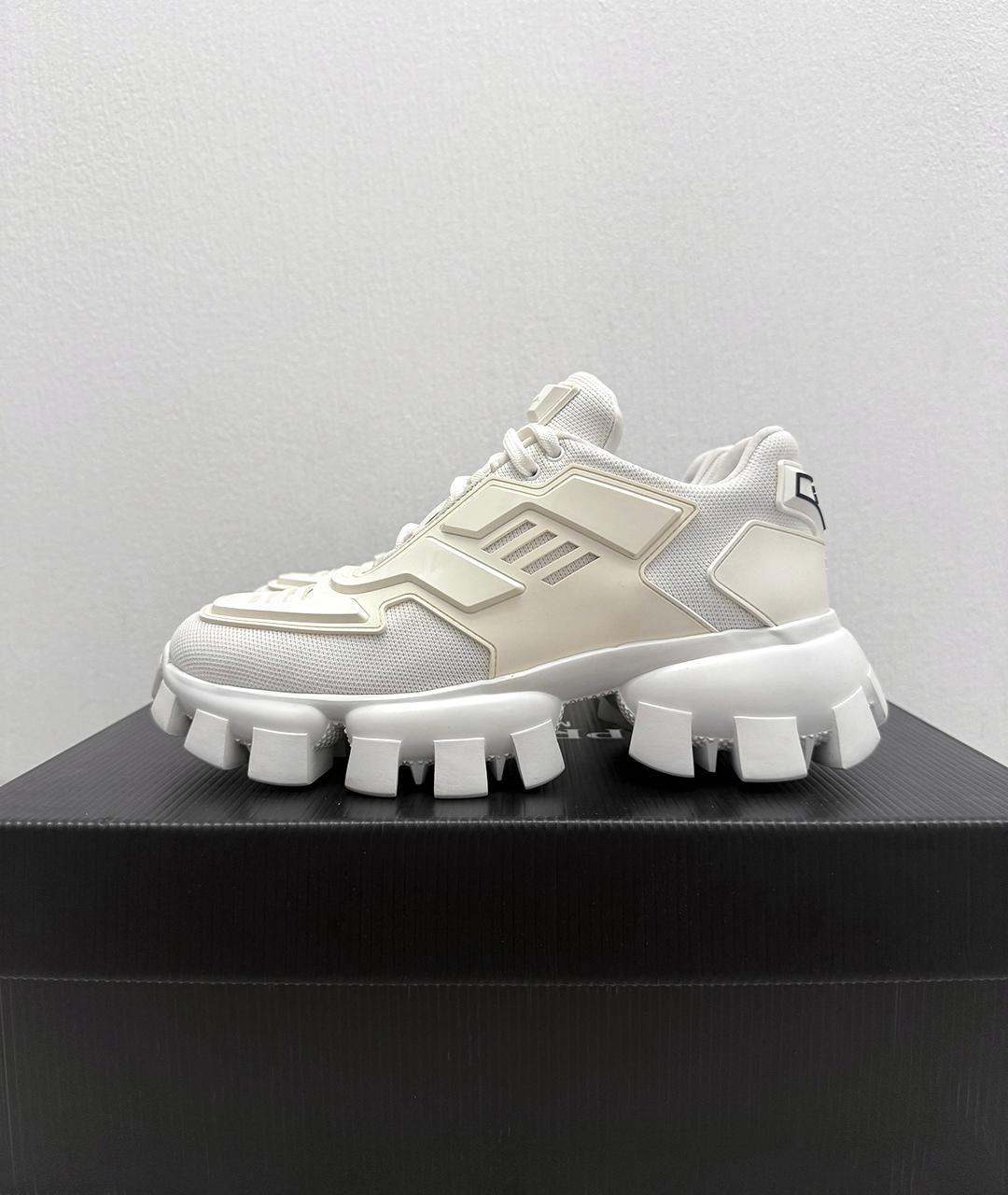 PRADA Белые кроссовки, фото 9