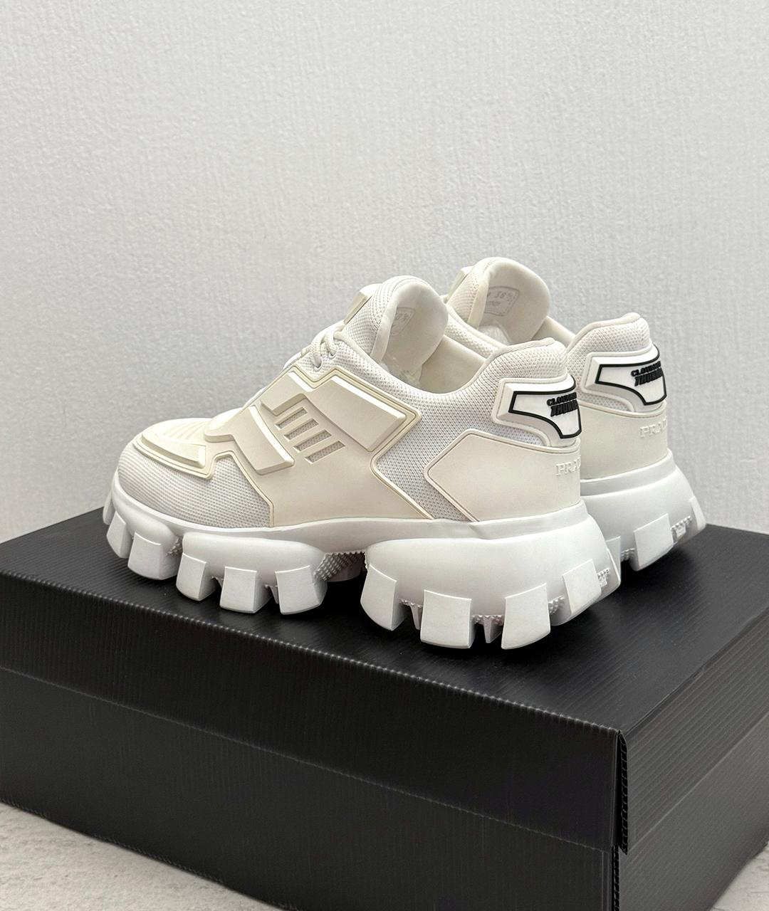 PRADA Белые низкие кроссовки / кеды, фото 3
