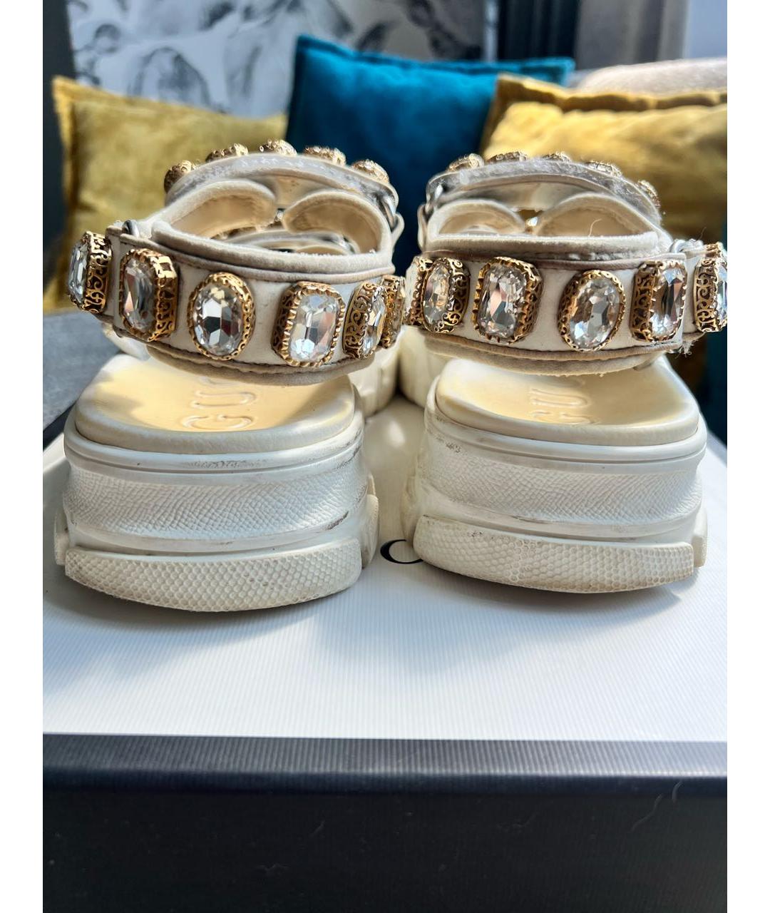 GUCCI Бежевые кожаные сандалии, фото 4