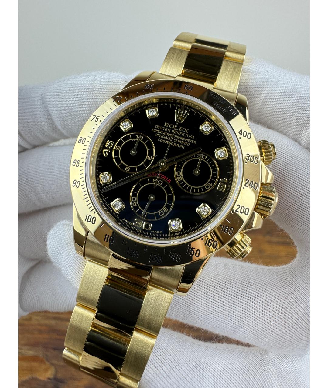 ROLEX Черные часы из желтого золота, фото 2