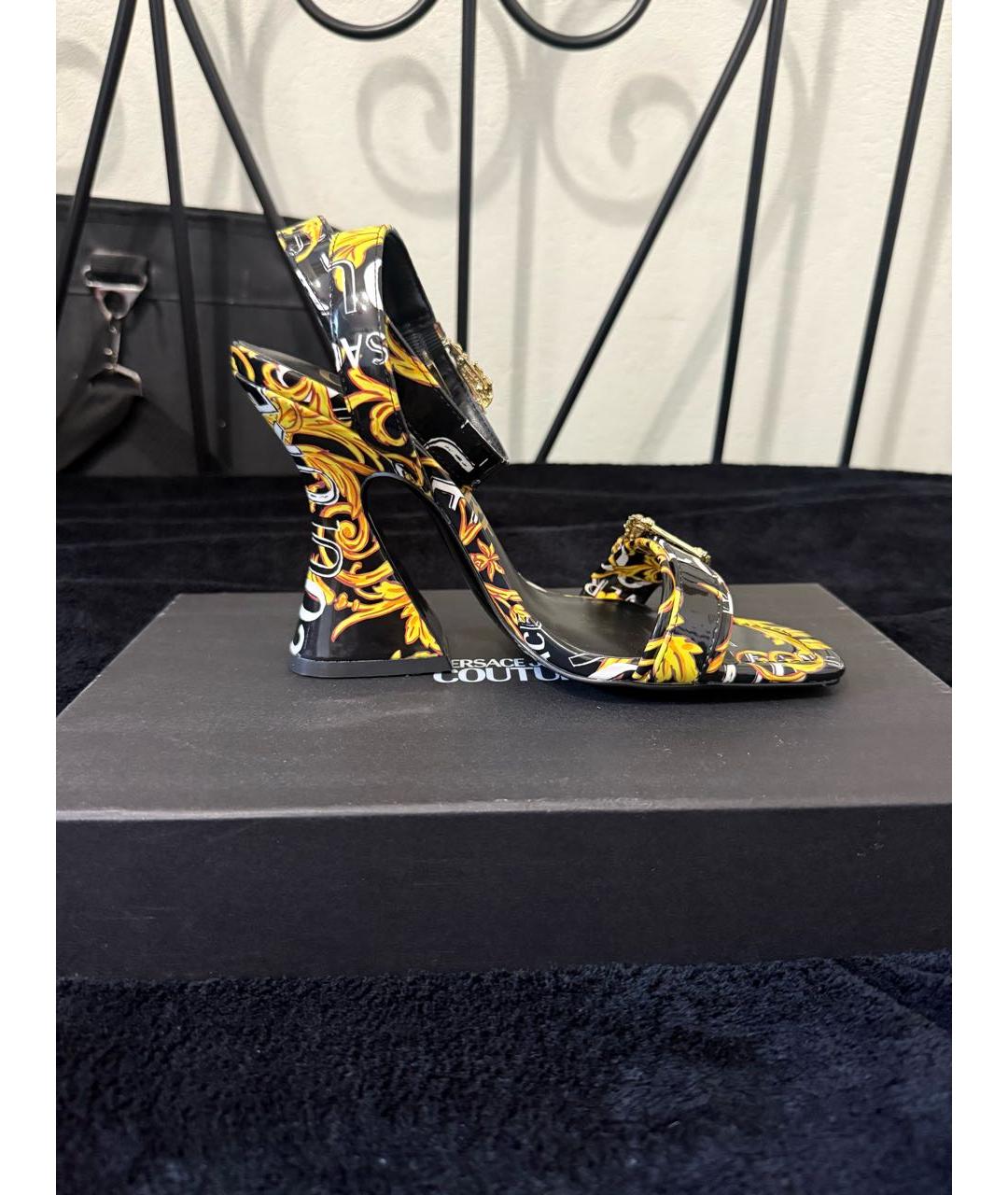 VERSACE JEANS COUTURE Золотые босоножки, фото 8