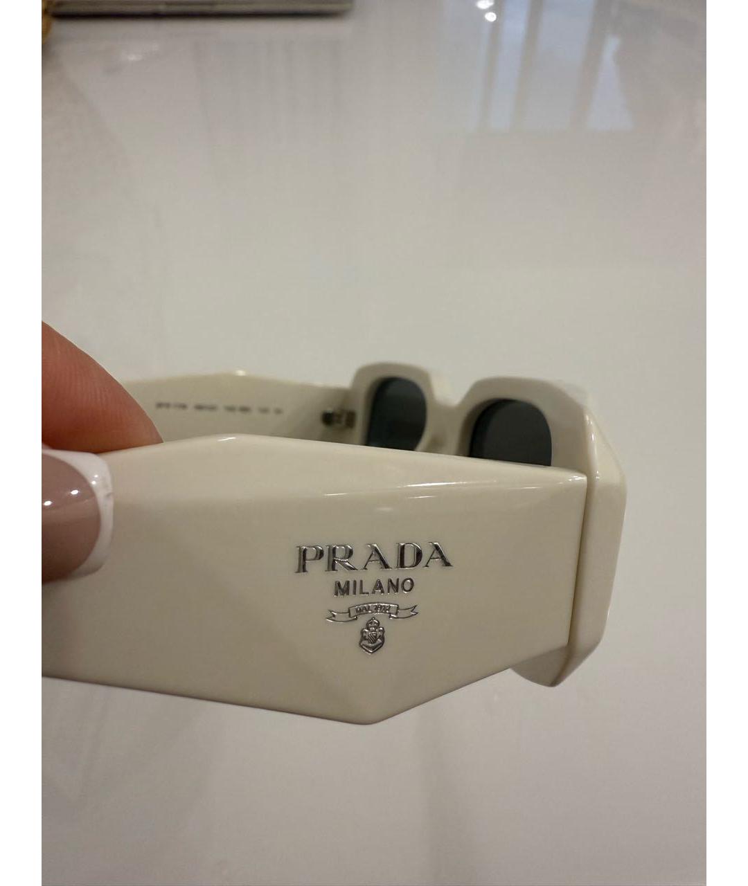 PRADA Белые пластиковые солнцезащитные очки, фото 3