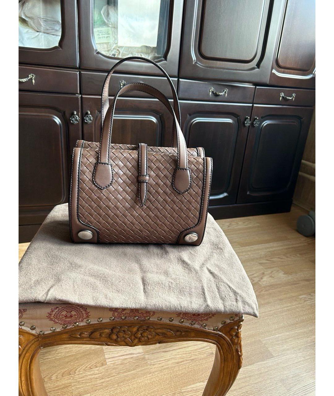 BOTTEGA VENETA Коричневая кожаная сумка с короткими ручками, фото 6