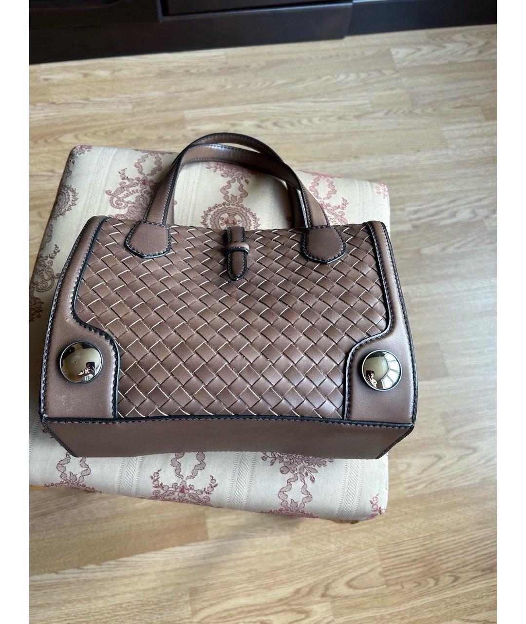 BOTTEGA VENETA Коричневая кожаная сумка с короткими ручками, фото 4