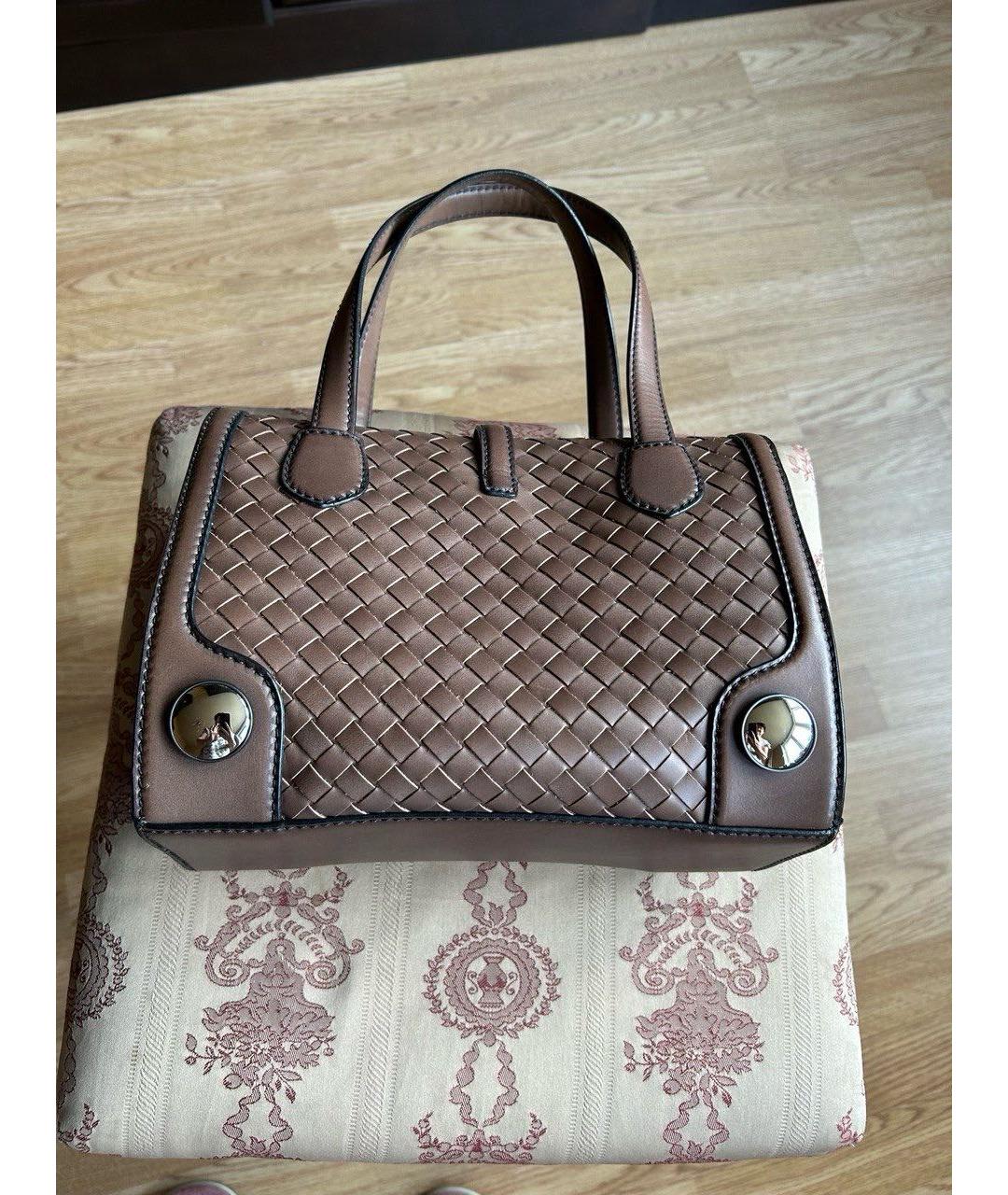 BOTTEGA VENETA Коричневая кожаная сумка с короткими ручками, фото 7