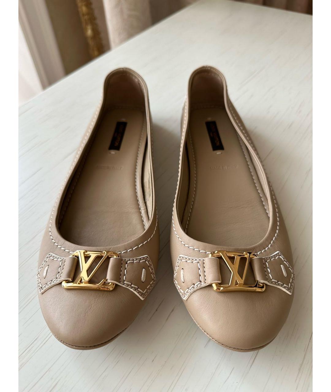 LOUIS VUITTON Бежевые кожаные балетки, фото 2
