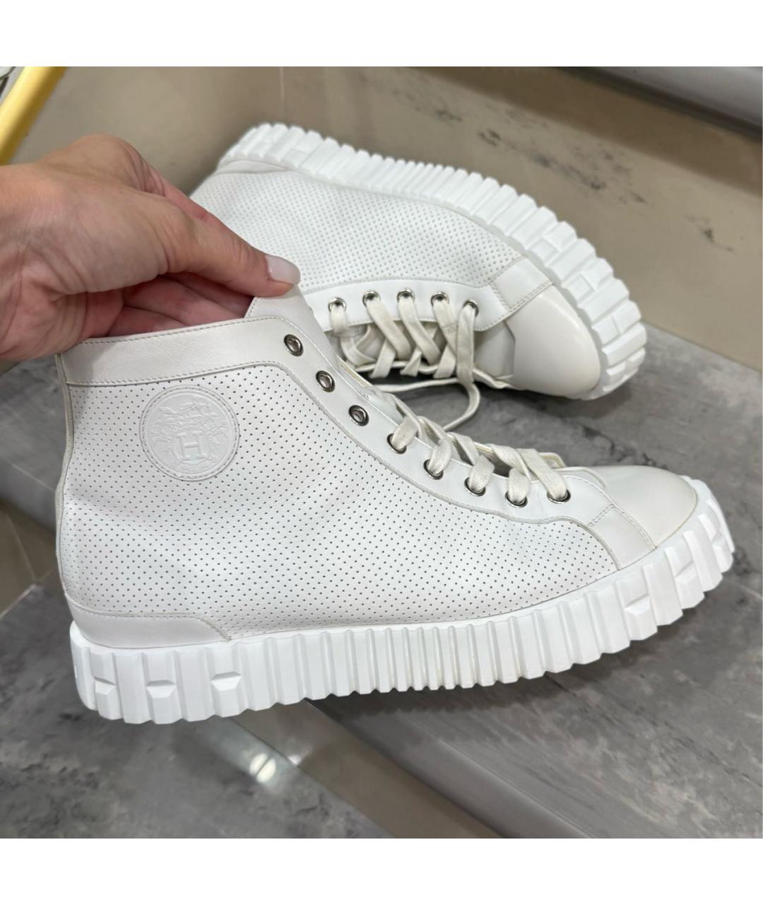 HERMES Белые кожаные кроссовки, фото 2