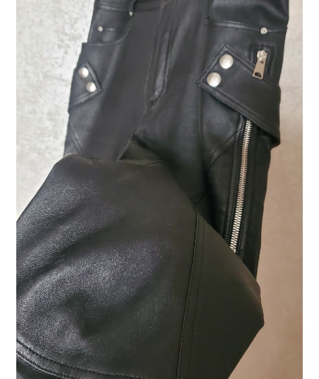 ALEXANDER MCQUEEN Черные кожаные брюки узкие, фото 8
