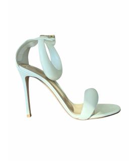 GIANVITO ROSSI Босоножки