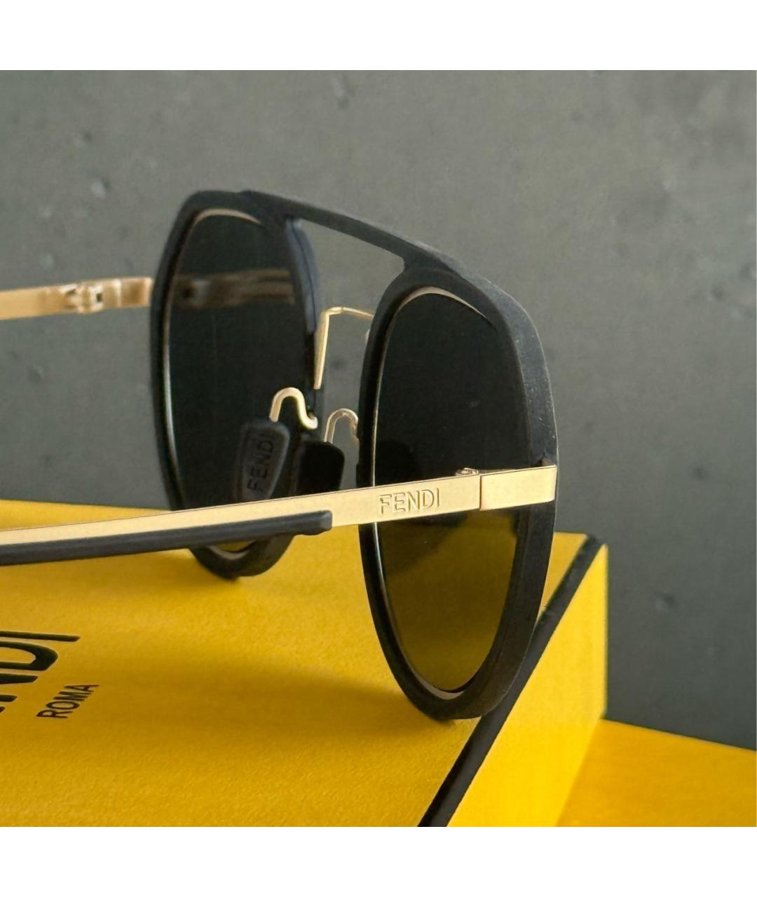 FENDI Черные пластиковые солнцезащитные очки, фото 3