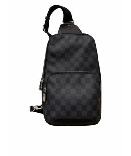 LOUIS VUITTON Сумка на плечо