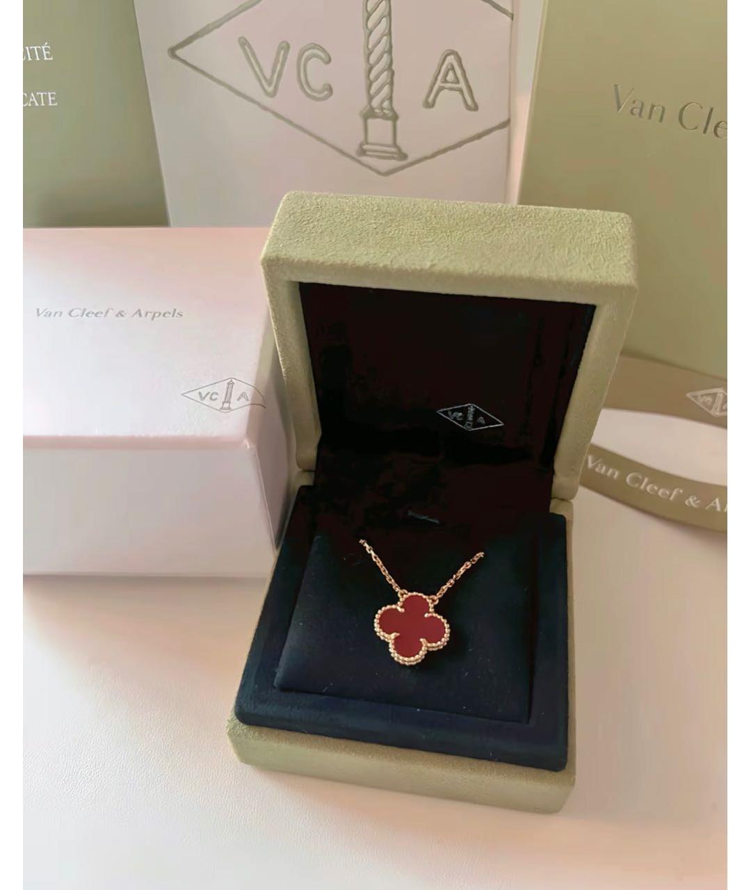 VAN CLEEF & ARPELS Красная подвеска из желтого золота, фото 6