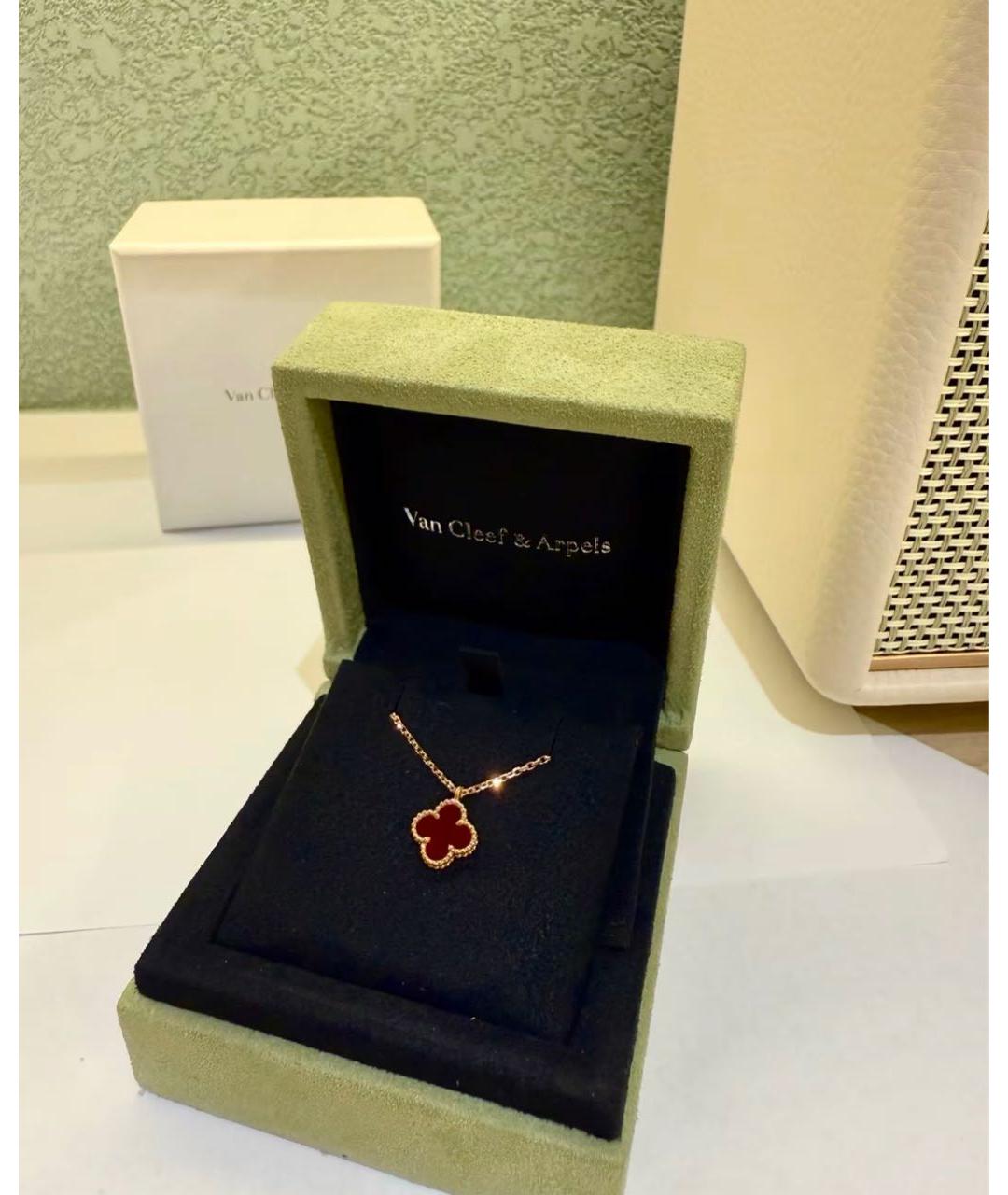 VAN CLEEF & ARPELS Красная подвеска из желтого золота, фото 4
