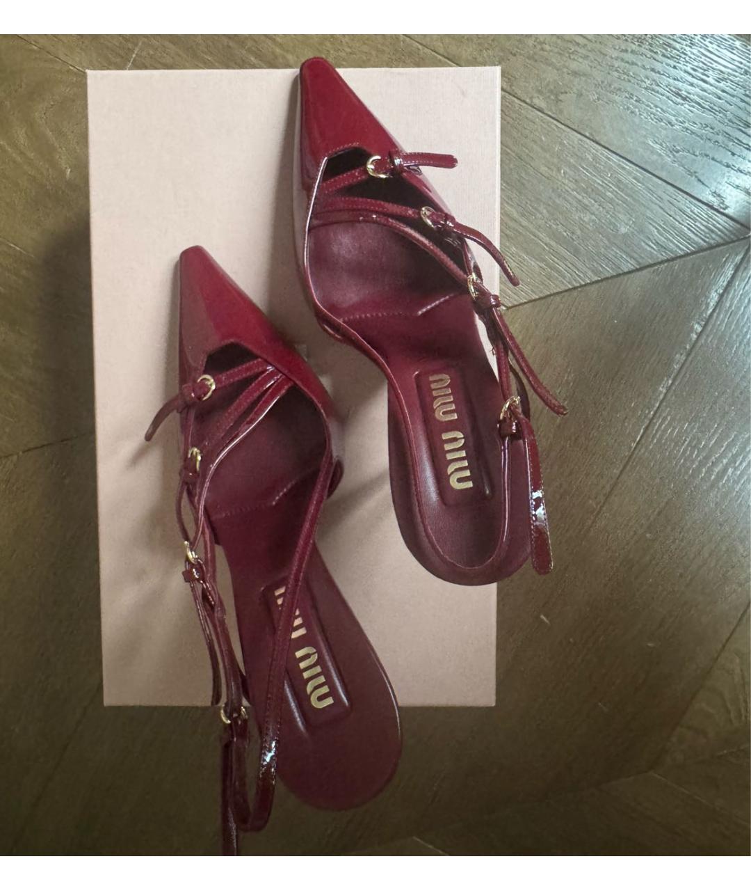MIU MIU Бордовые туфли из лакированной кожи, фото 4