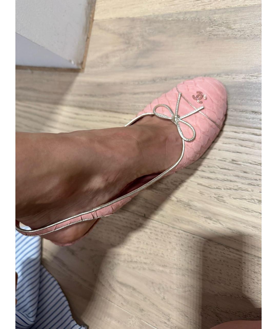CHANEL Розовые туфли из экзотической кожи, фото 8