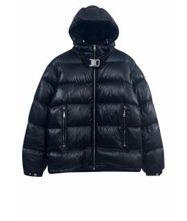 MONCLER Пуховик