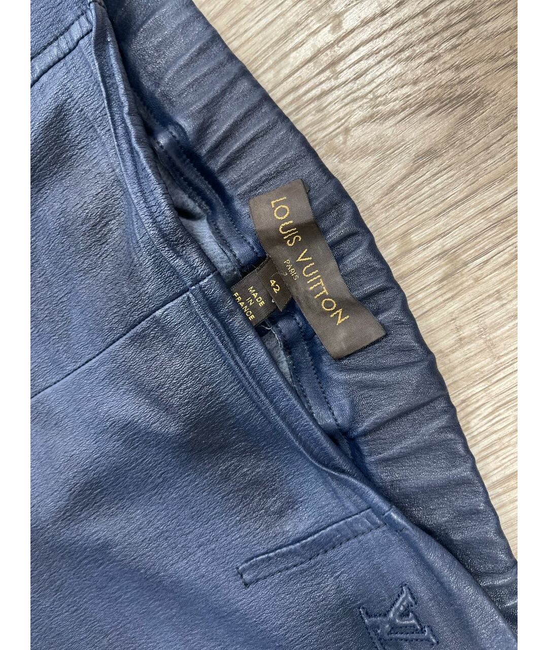 LOUIS VUITTON Синие кожаные брюки узкие, фото 4