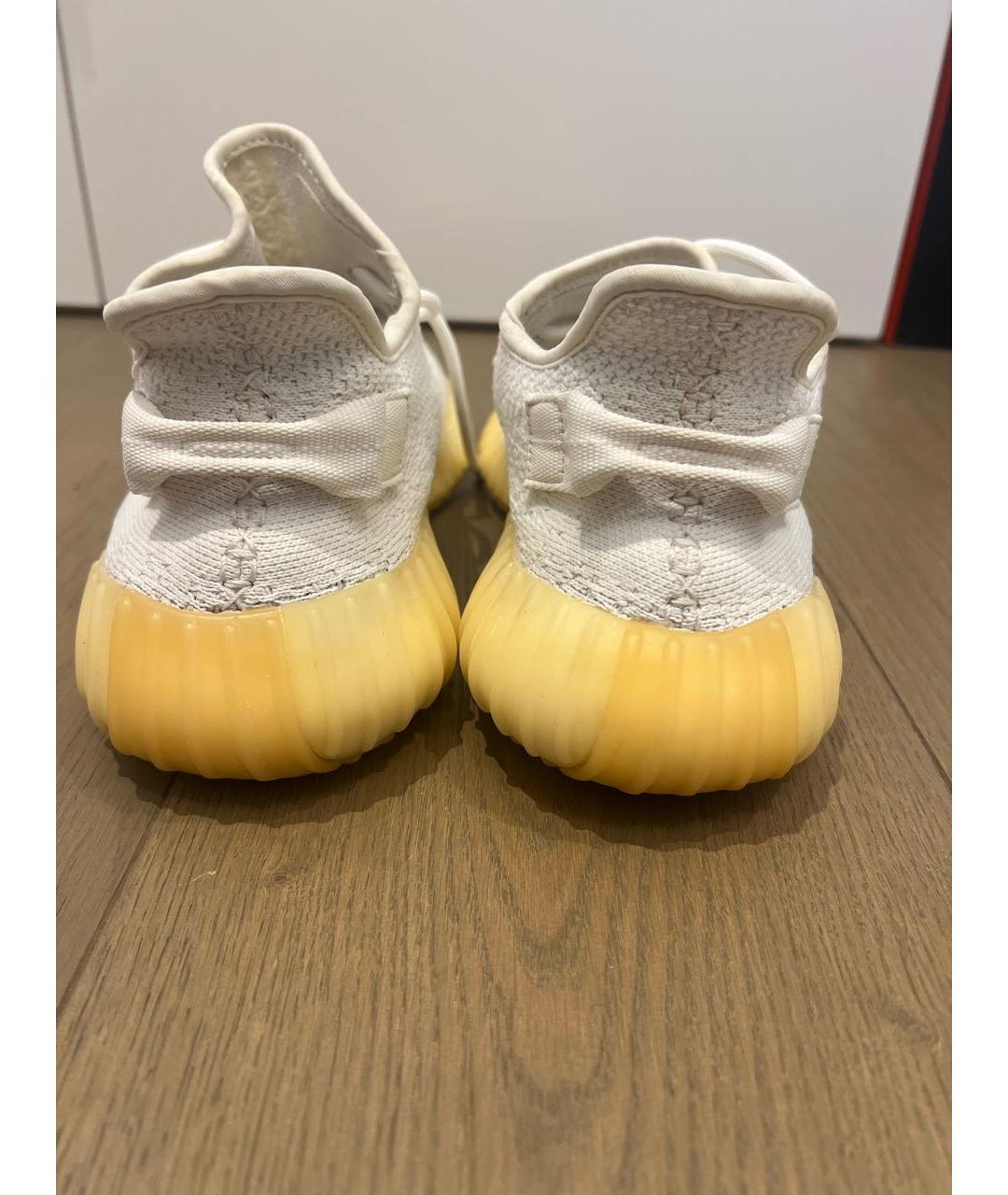 YEEZY Белые текстильные кроссовки, фото 4