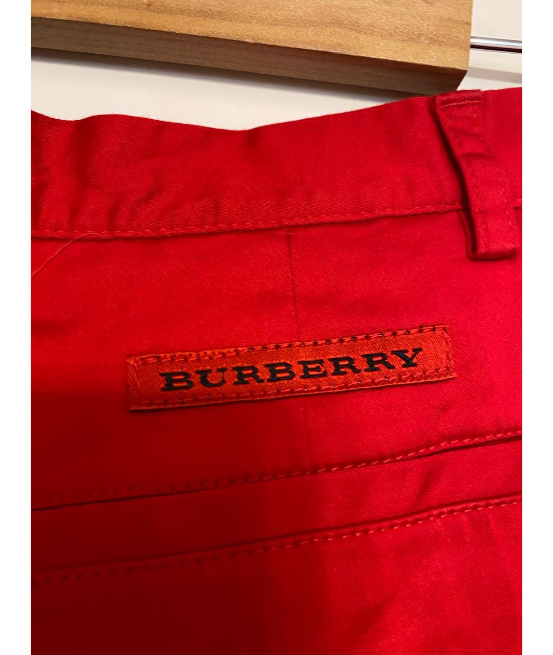 BURBERRY Красные хлопко-эластановые прямые брюки, фото 4