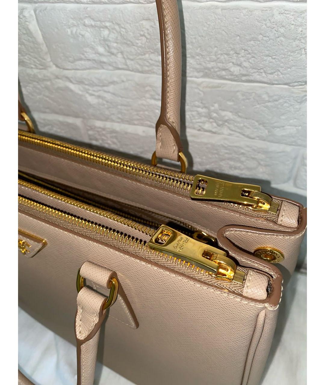 PRADA Бежевая кожаная сумка тоут, фото 6