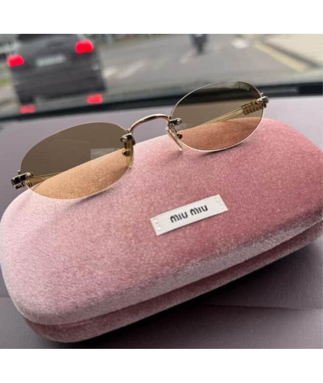 MIU MIU Золотые металлические солнцезащитные очки, фото 4