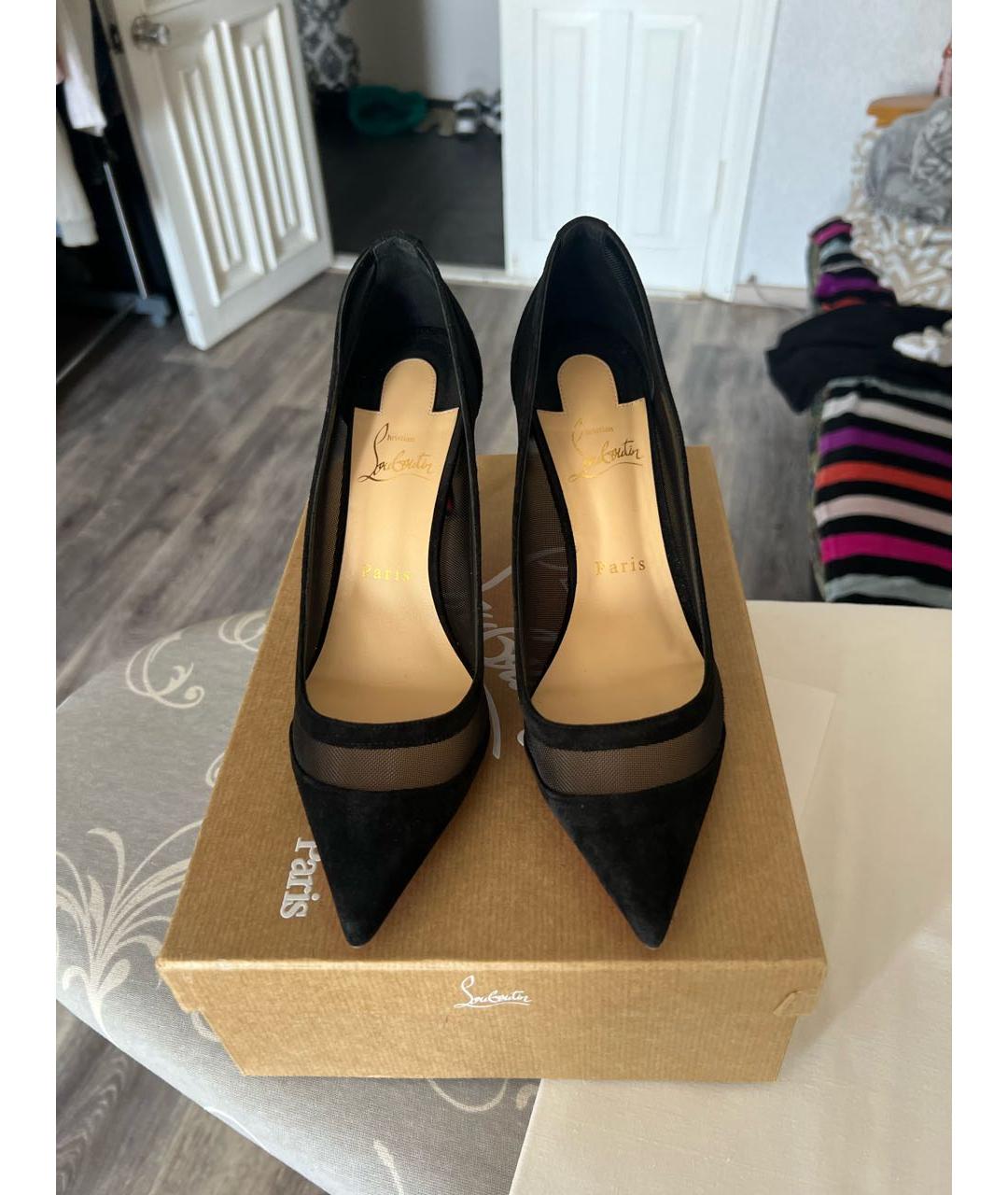 CHRISTIAN LOUBOUTIN Черные замшевые туфли, фото 2