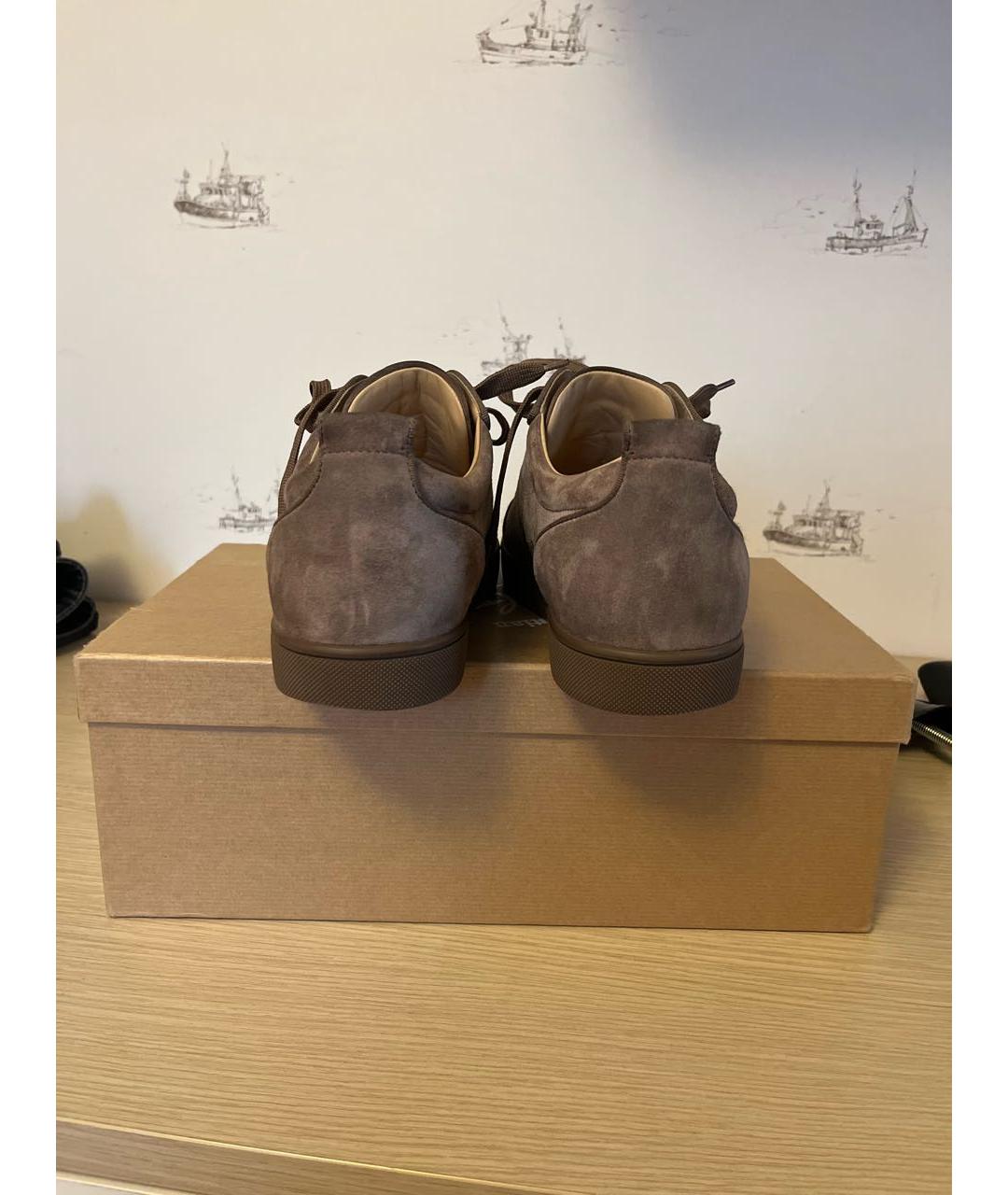 CHRISTIAN LOUBOUTIN Коричневые замшевые низкие кроссовки / кеды, фото 4