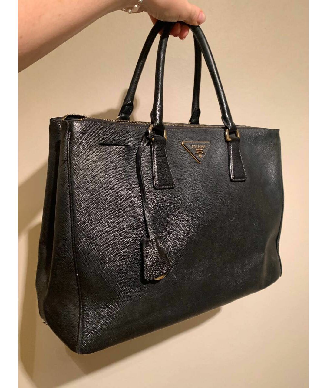 PRADA Черная кожаная сумка тоут, фото 3