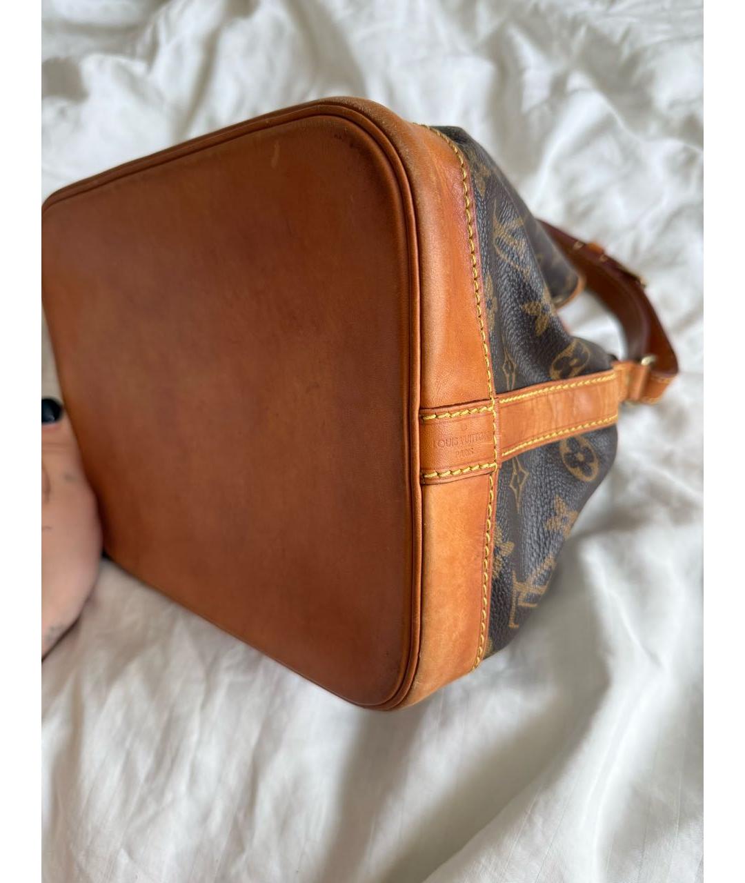 LOUIS VUITTON Коричневая кожаная сумка с короткими ручками, фото 4