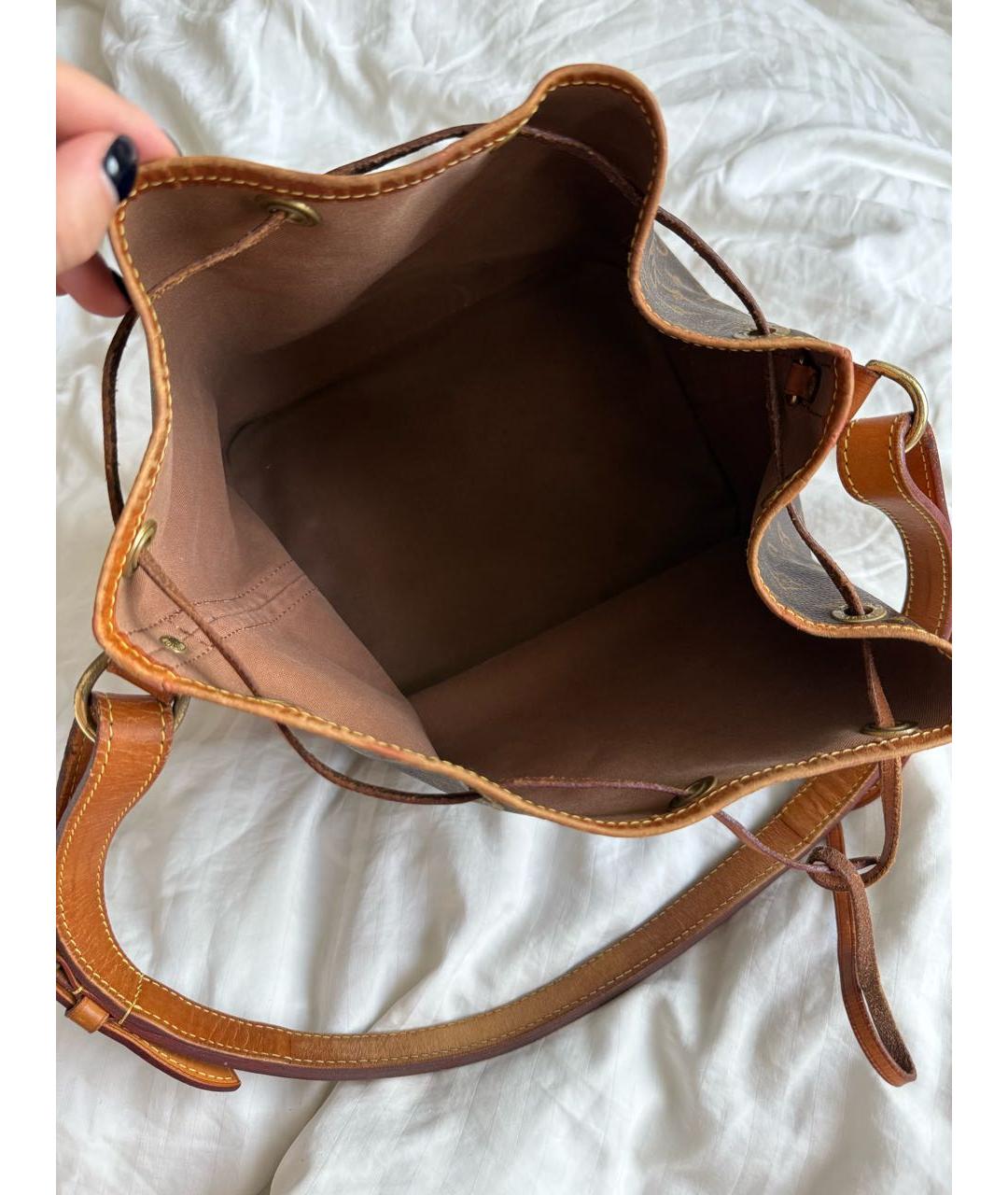 LOUIS VUITTON Коричневая кожаная сумка с короткими ручками, фото 8