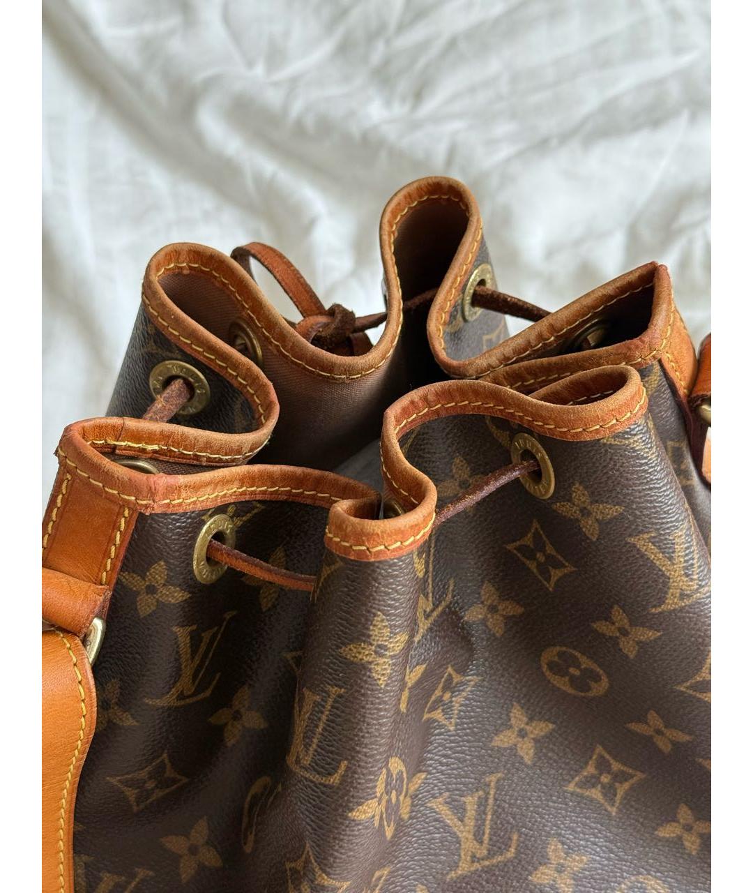 LOUIS VUITTON Коричневая кожаная сумка с короткими ручками, фото 6