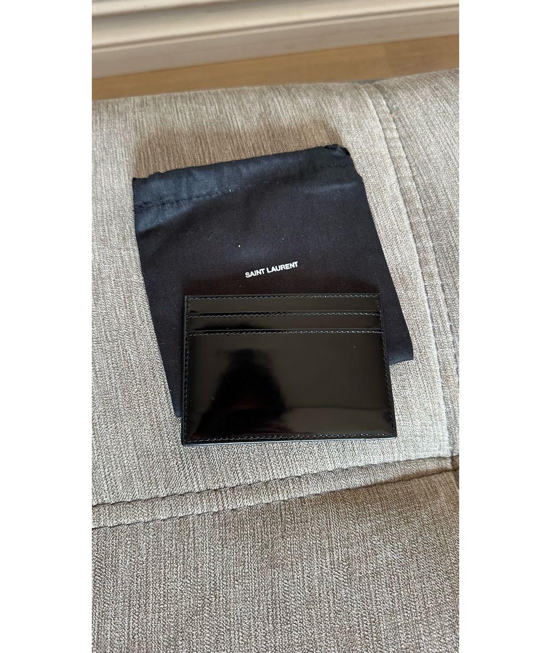 SAINT LAURENT Черный кардхолдер из лакированной кожи, фото 3