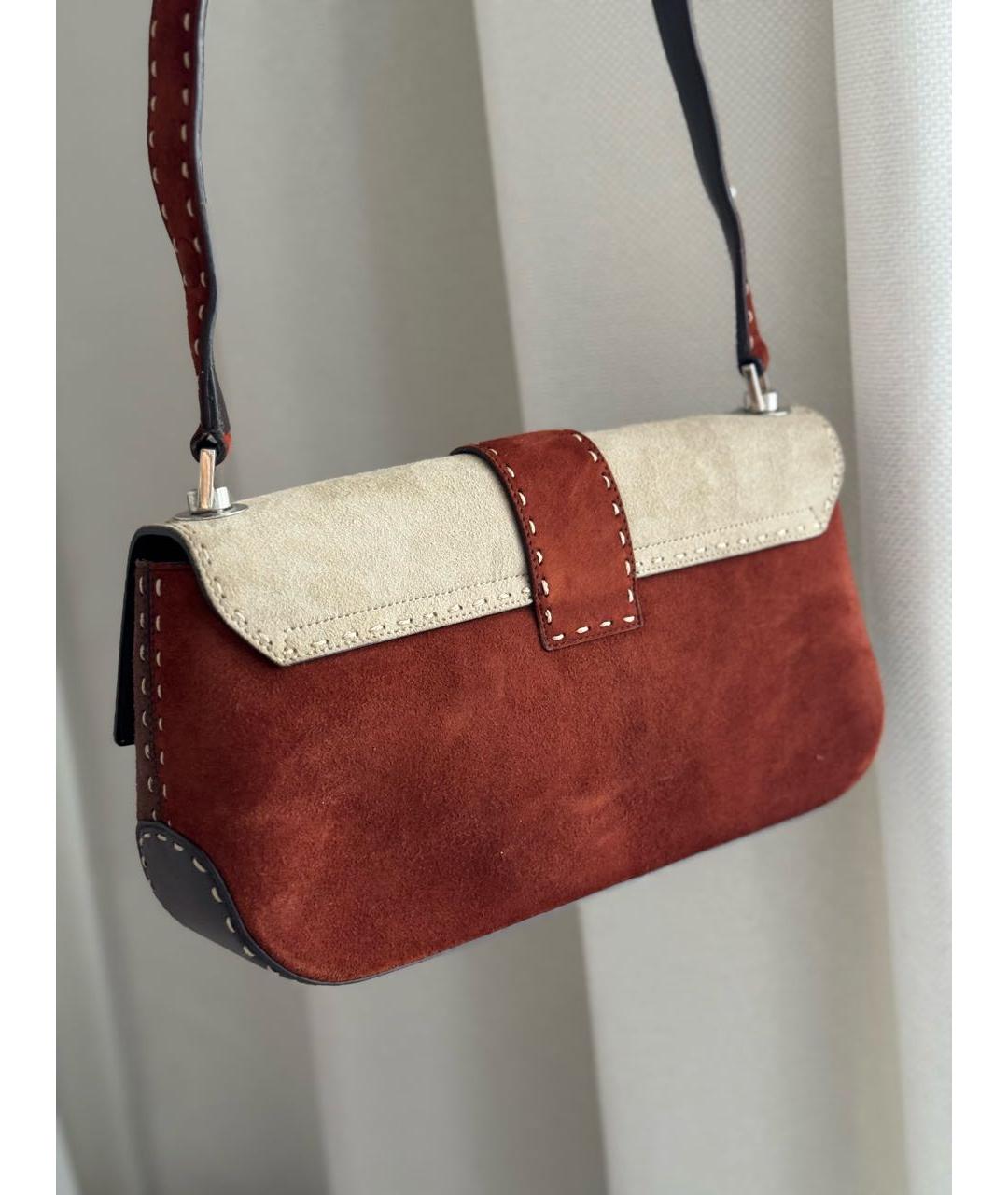 FERRAGAMO Коричневая замшевая сумка с короткими ручками, фото 2