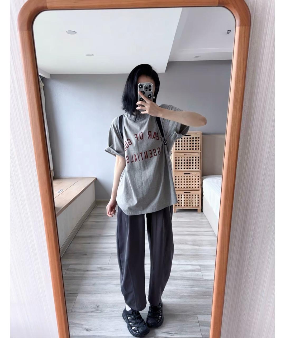 FEAR OF GOD ESSENTIALS Серая хлопковая футболка, фото 4