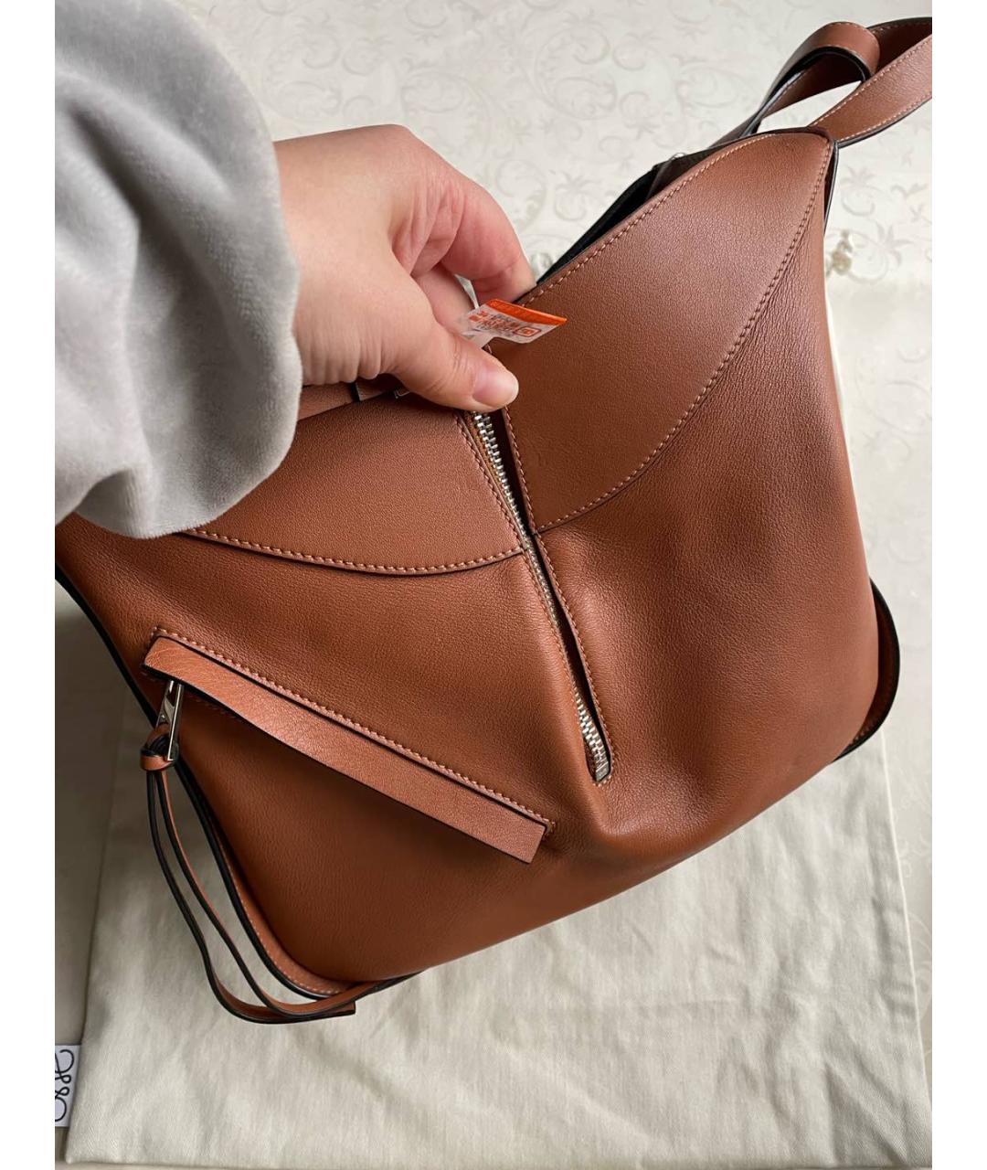 LOEWE Коричневая кожаная сумка с короткими ручками, фото 4