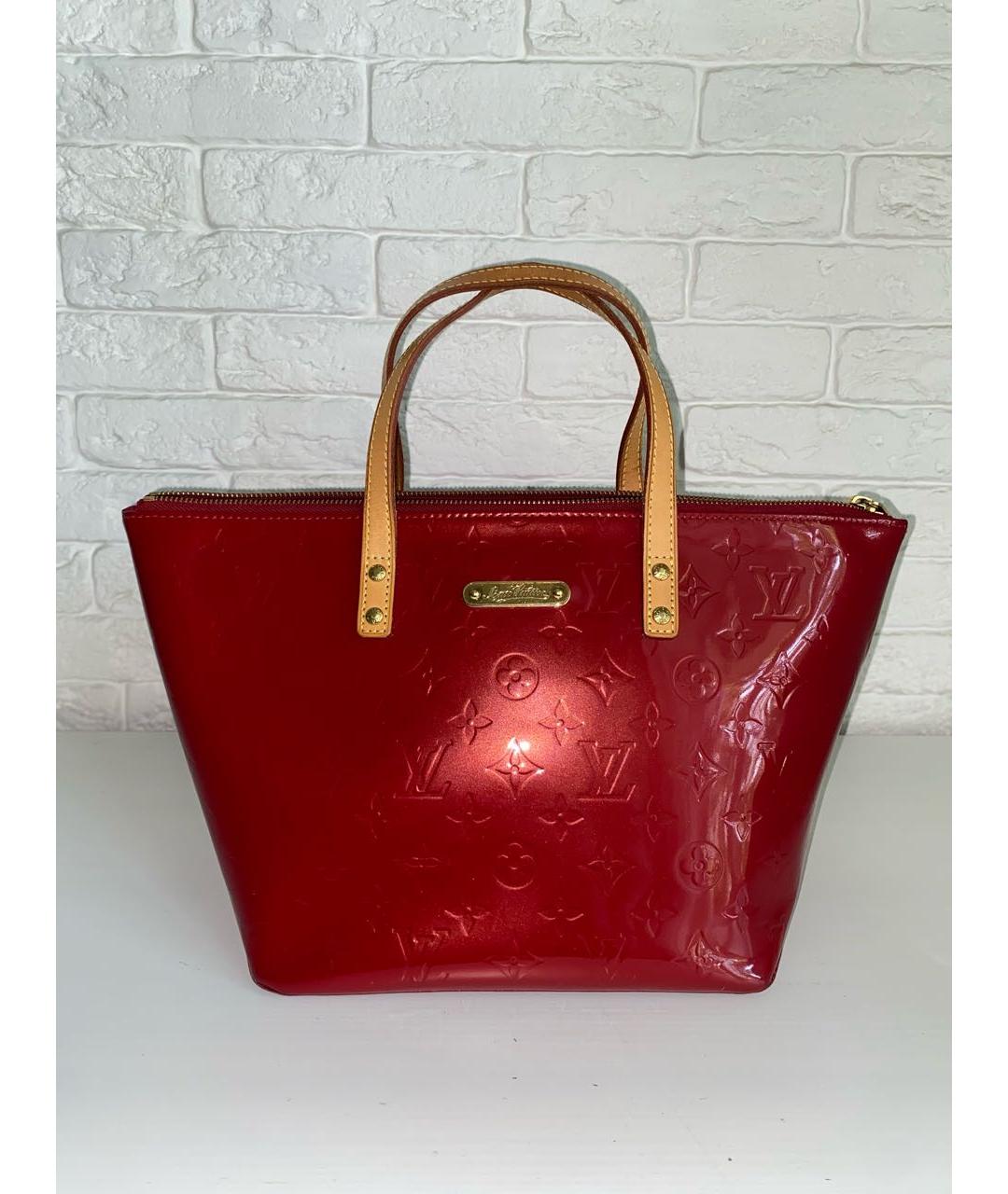 LOUIS VUITTON Красная сумка с короткими ручками из лакированной кожи, фото 2