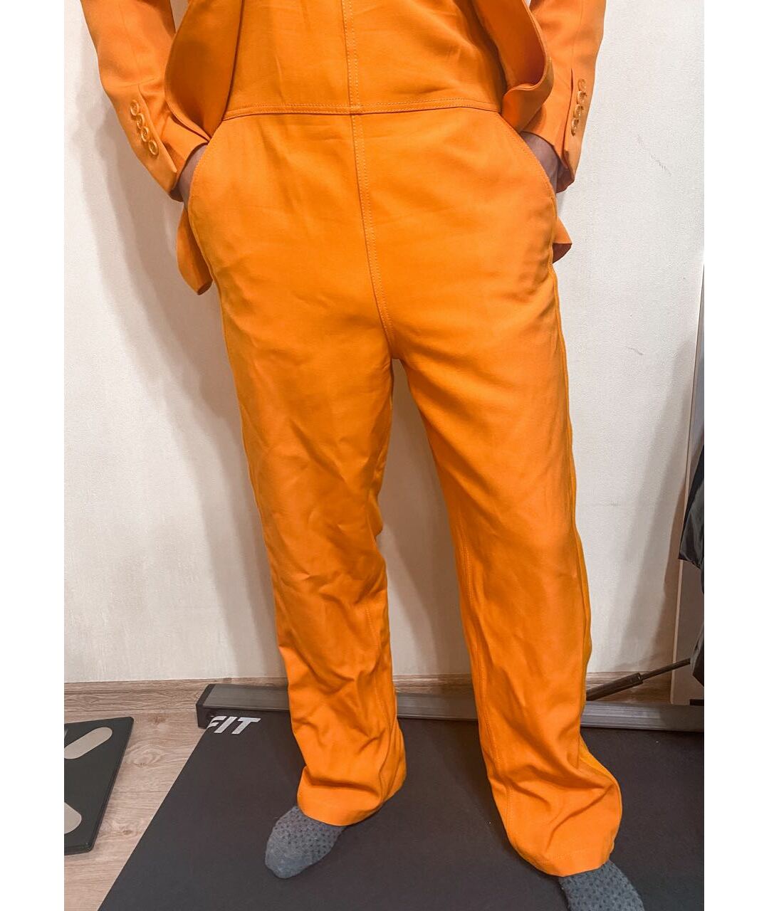 BURBERRY Оранжевый шерстяной комбинезон, фото 3