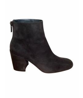 STUART WEITZMAN Ботильоны