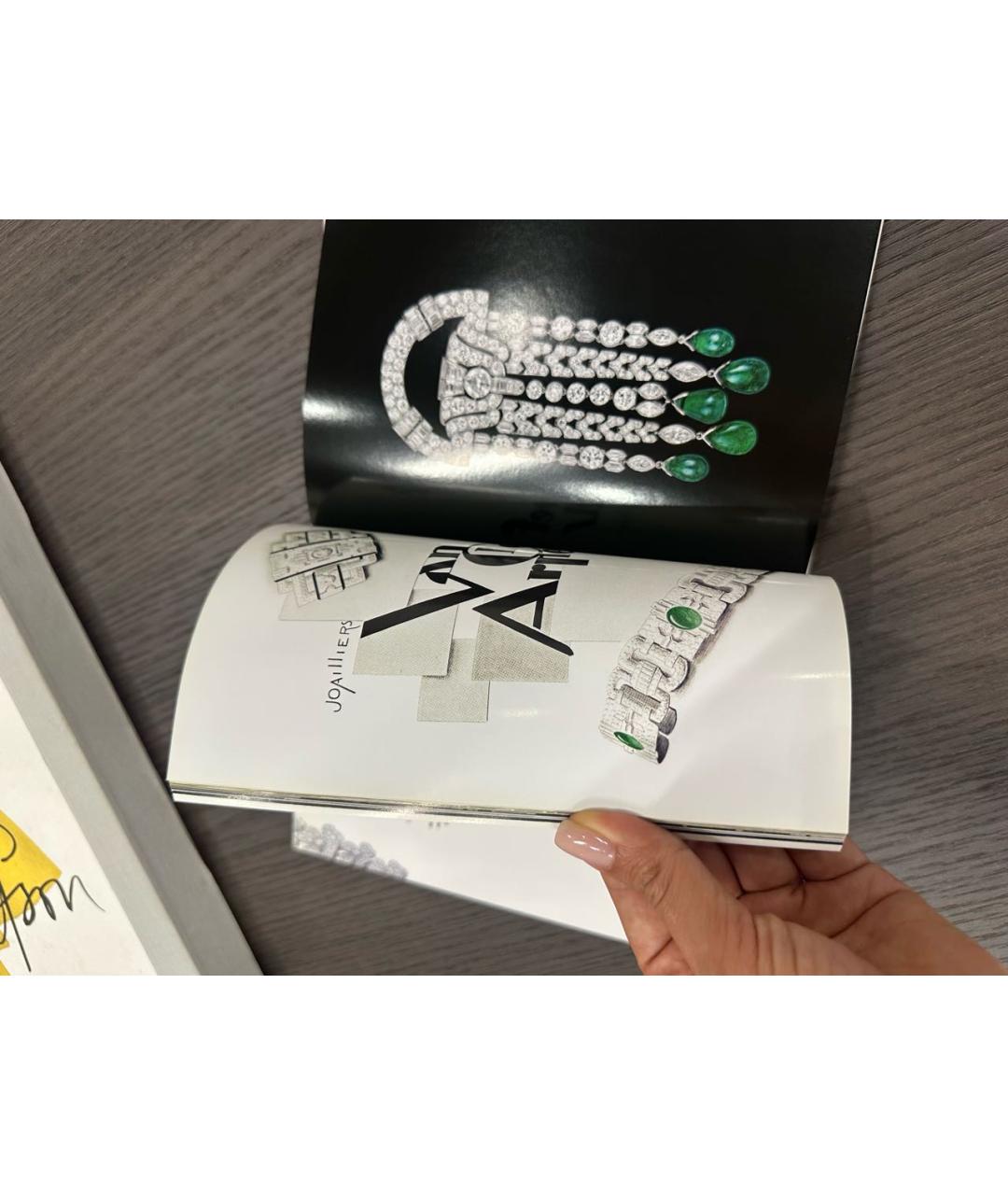 VAN CLEEF & ARPELS Книга, фото 4