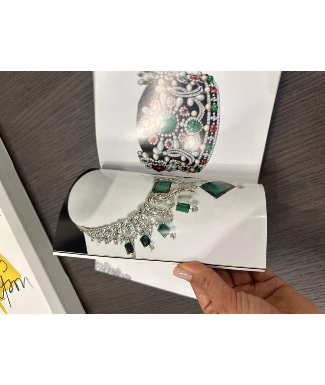 VAN CLEEF & ARPELS Книга, фото 3