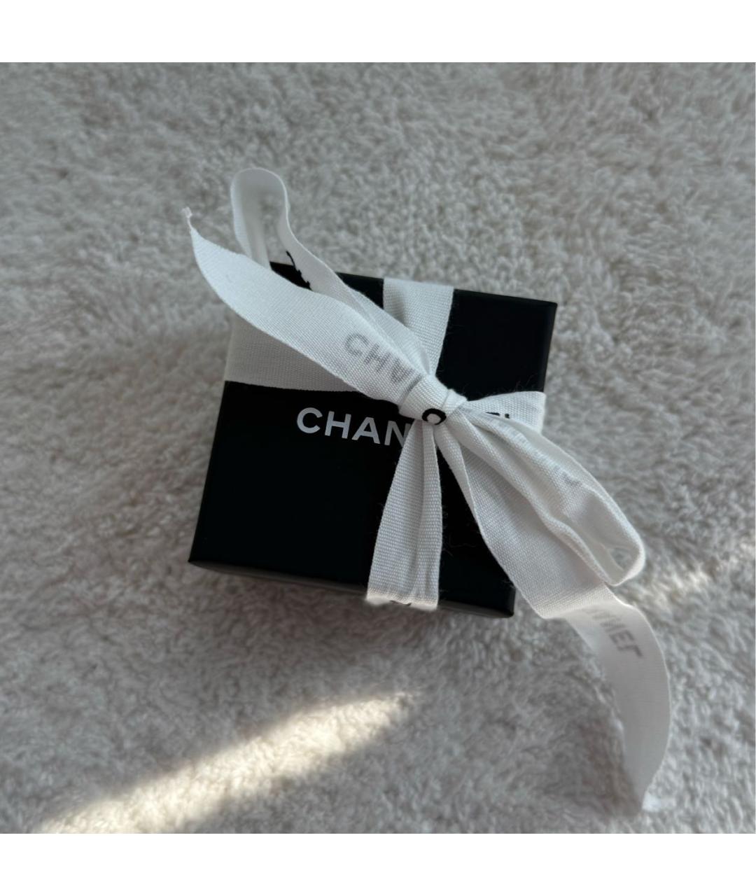 CHANEL Бежевые металлические серьги, фото 6
