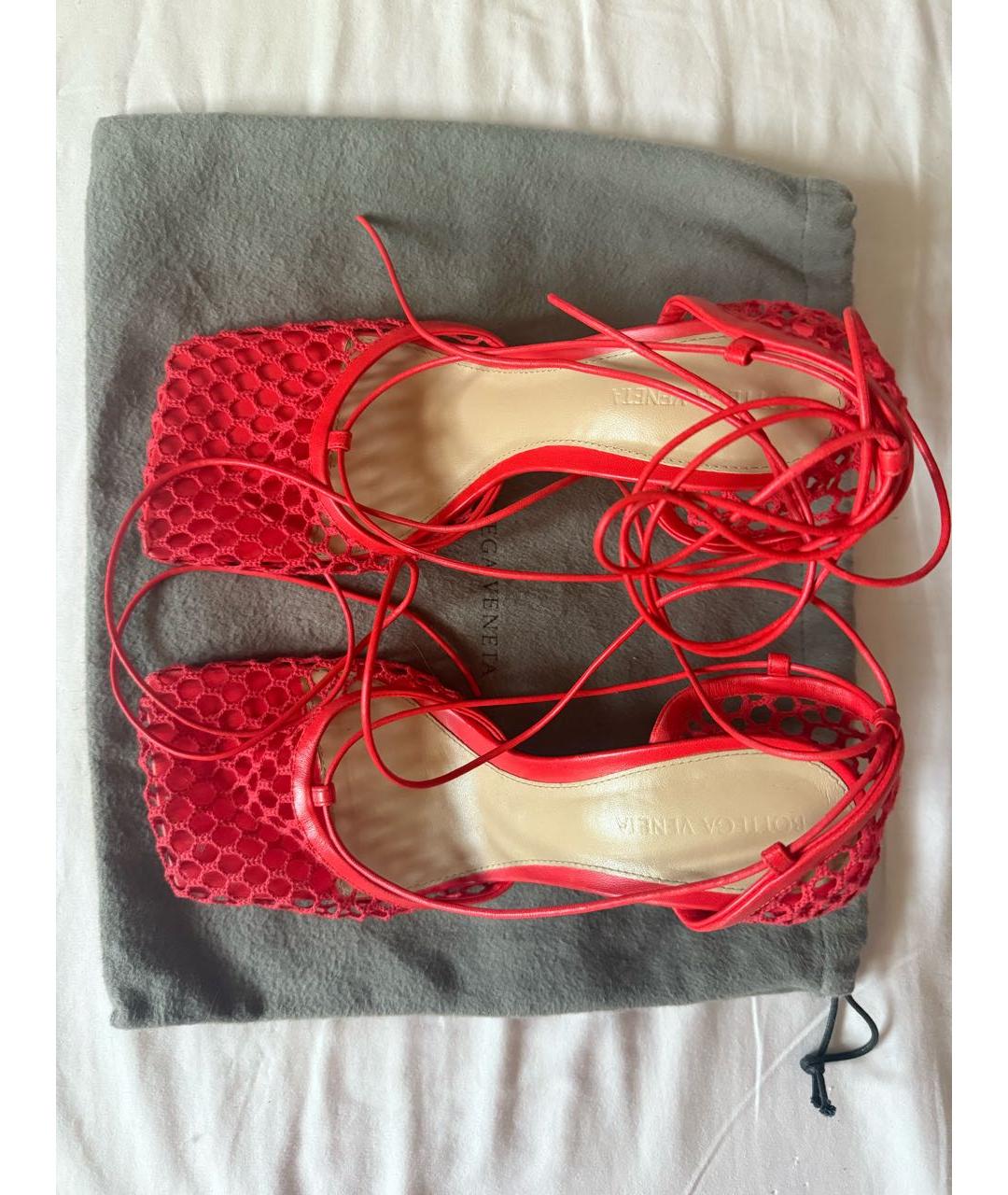 BOTTEGA VENETA Красные босоножки, фото 2