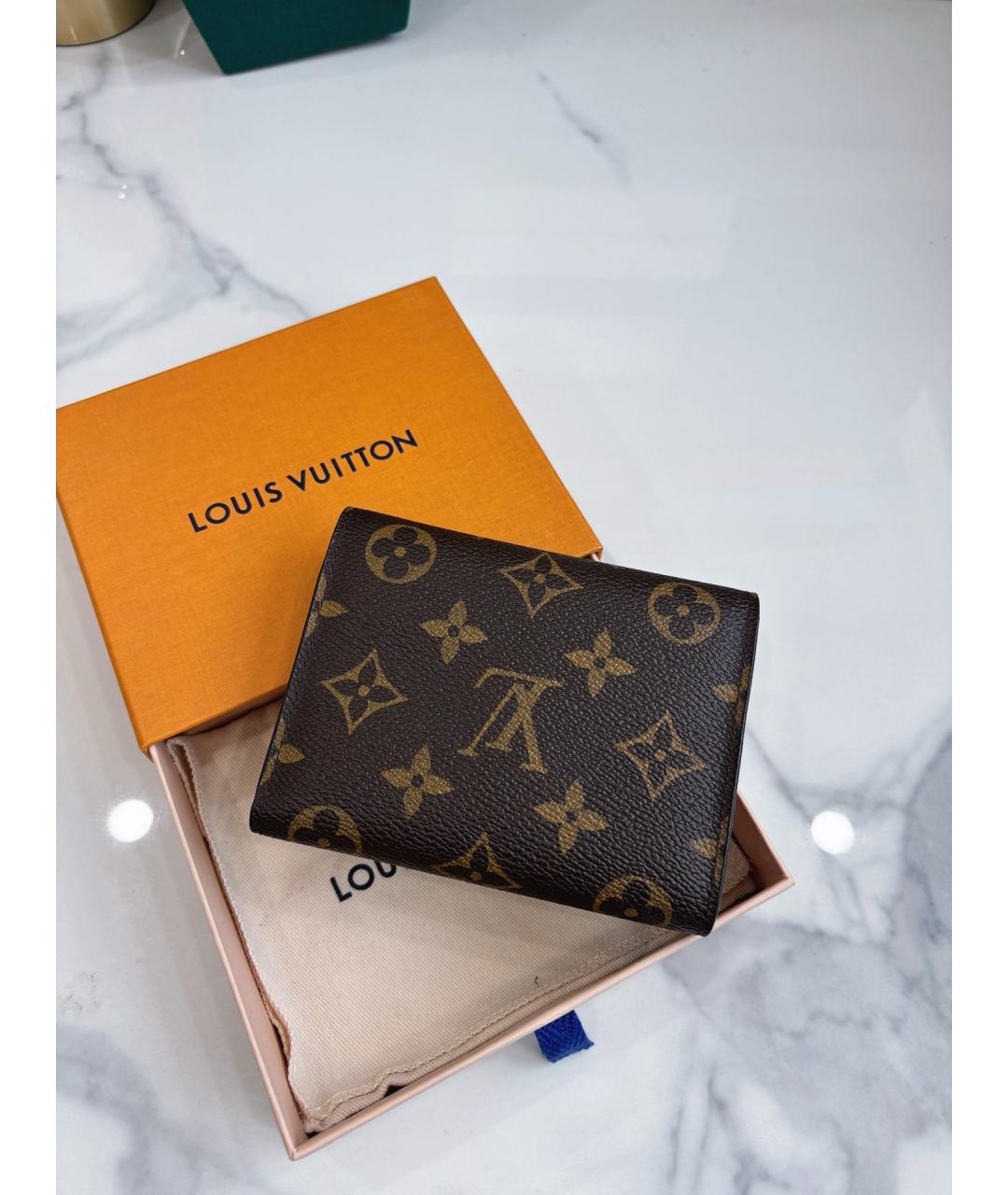 LOUIS VUITTON Коричневый кошелек, фото 4